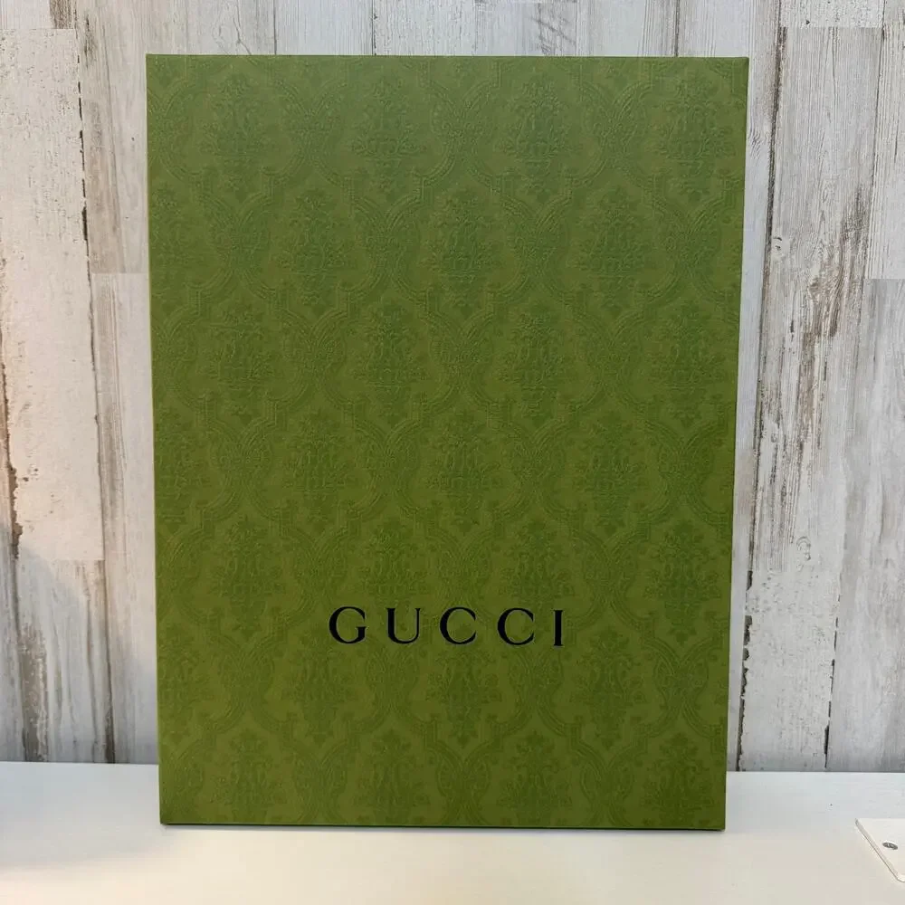 Gucci Gift Box Storage Box Green Embossed 16 x 12 x 2 Authentic Packaging